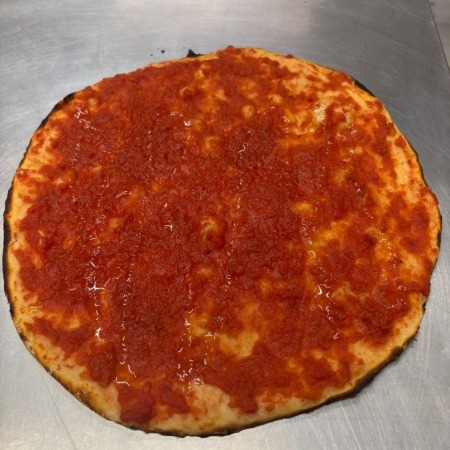 Base rossa senza mozzarella